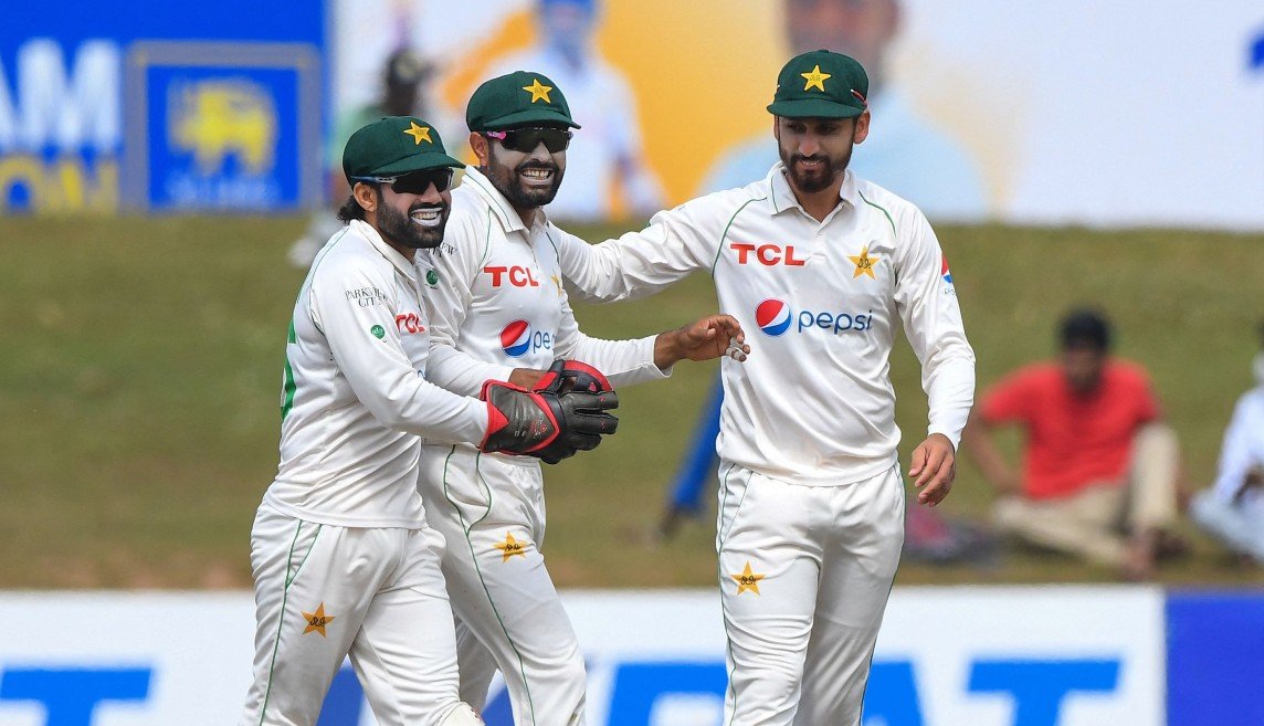 पाकिस्तान ने इंग्लैंड के खिलाफ टेस्ट सीरीज के लिए किया 18 सदस्यीय टीम का ऐलान