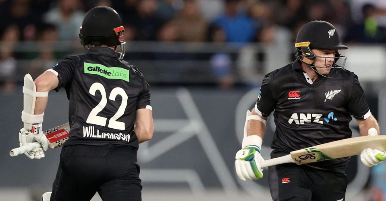 न्यूजीलैंड ने पहले वनडे में भारत को सात विकेट से हराया, टॉम लैथम ने जड़ा शानदार शतक