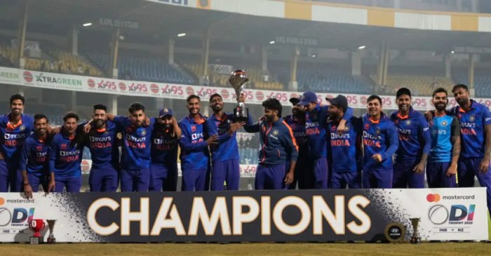 IND vs NZ: तीसरे वनडे में न्यूजीलैंड को हराकर नंबर वन बनी टीम इंडिया; रोहित शर्मा और शुभमन गिल ने जड़े शतक