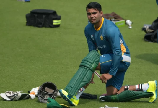 Umar Akmal