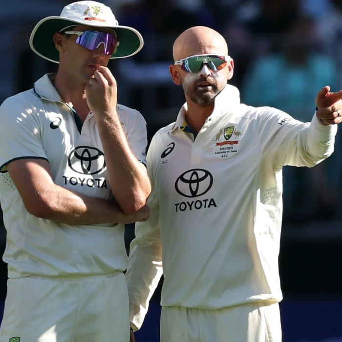 Pat cummins, nathan lyon