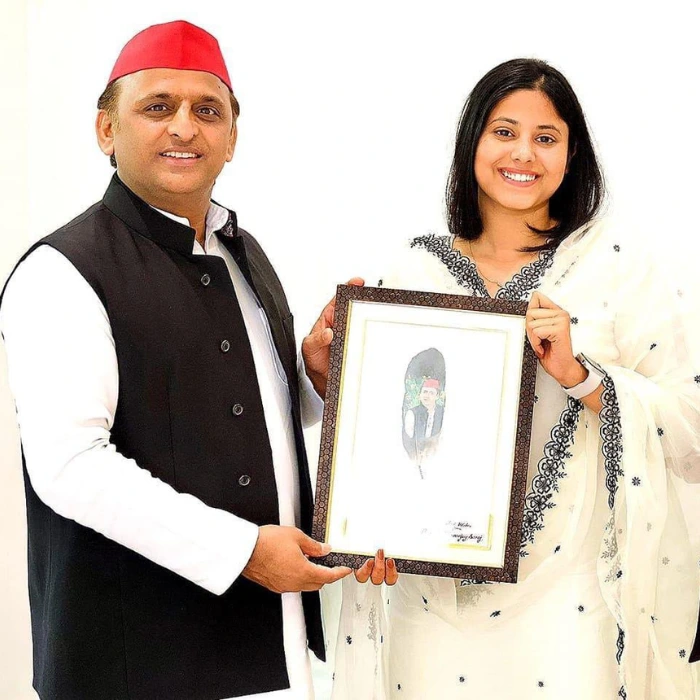 priya saroj, akhilesh yadav