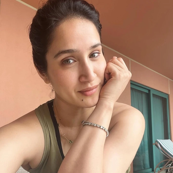 sagarika ghatge 