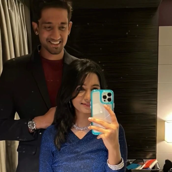 Sai kishore with his wife anmol kiran