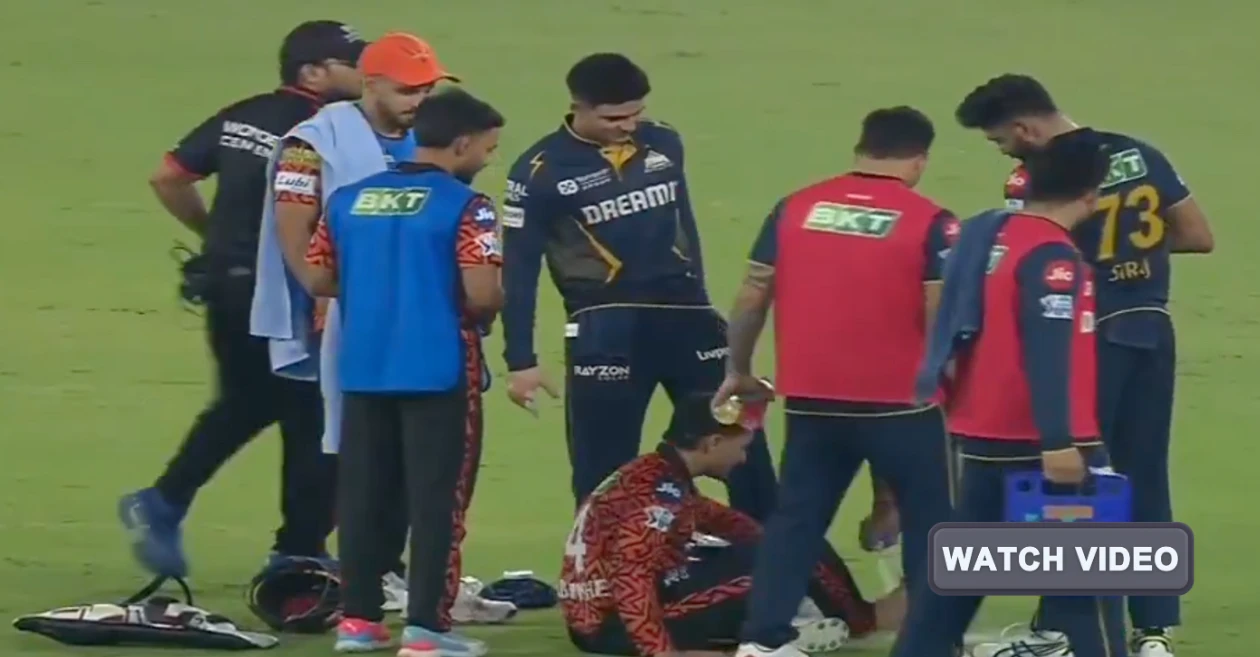 IPL 2025: अंपायरों से तीखी नोकझोंक के बाद शुभमन गिल ने मस्ती-मजाक में अभिषेक शर्मा को मारी लात! वीडियो हुआ वायरल